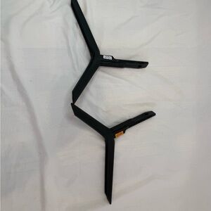 Samsung TV Stand Legs BN63-18572B For 75TU8000